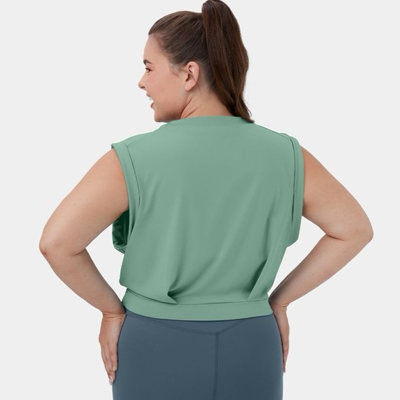 NWT Halara Crew Neck Sleeveless Cropped Plus Size Yoga Tank Top Trellis 2X - Picture 4 of 4